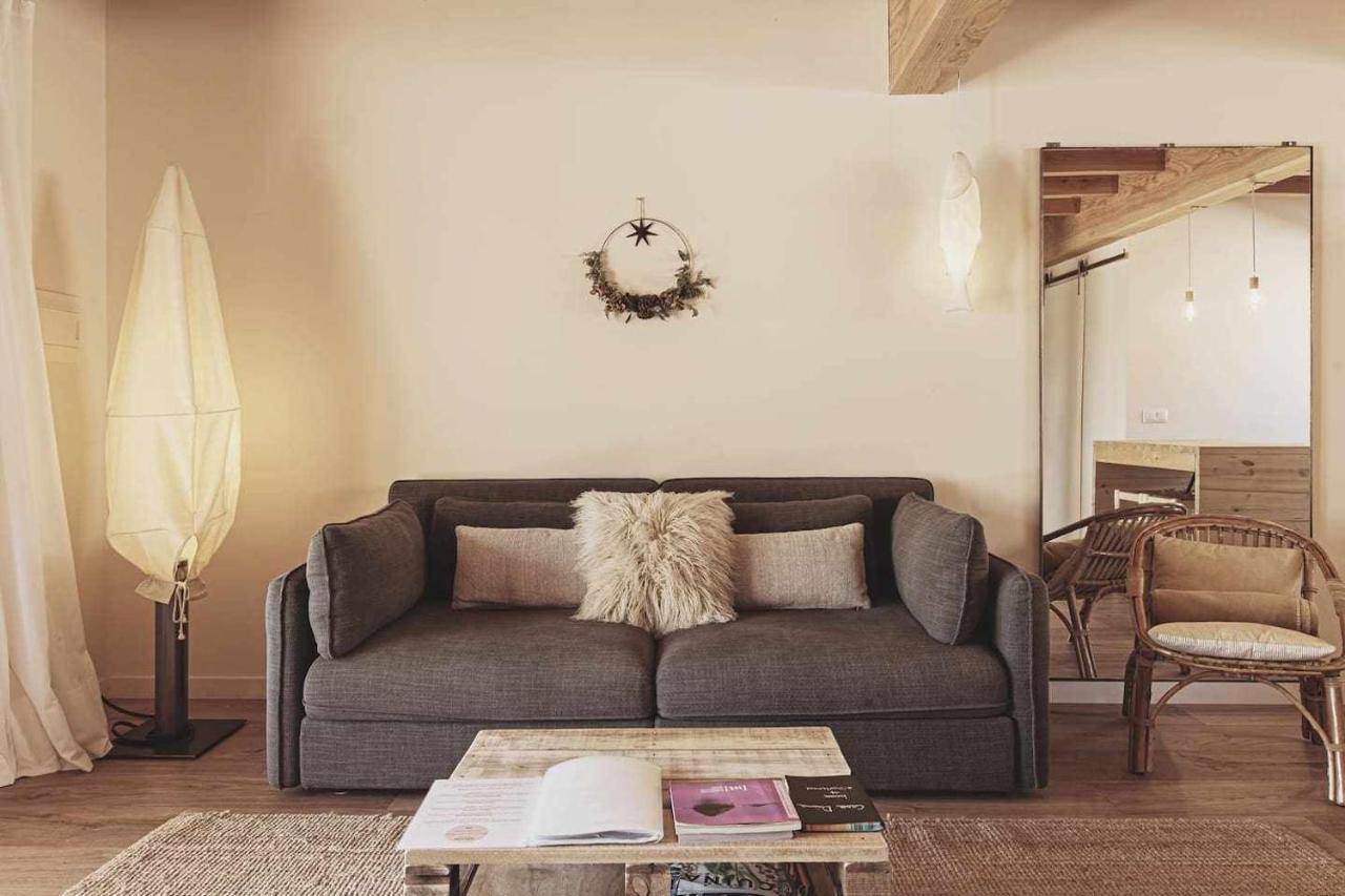 Casa Diana - B - By Lohodihomes Sant Jordi Desvalls Zewnętrze zdjęcie